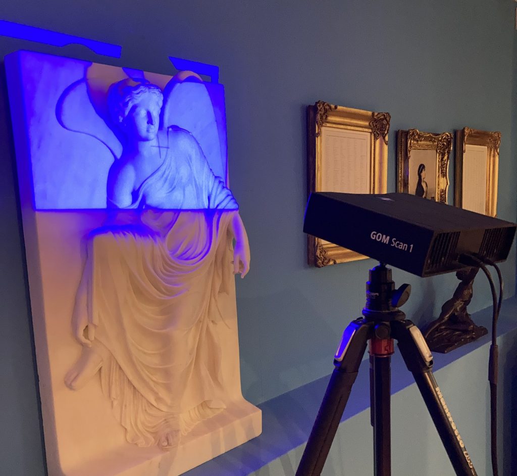 GOM Scan 1 captures data of historical statue