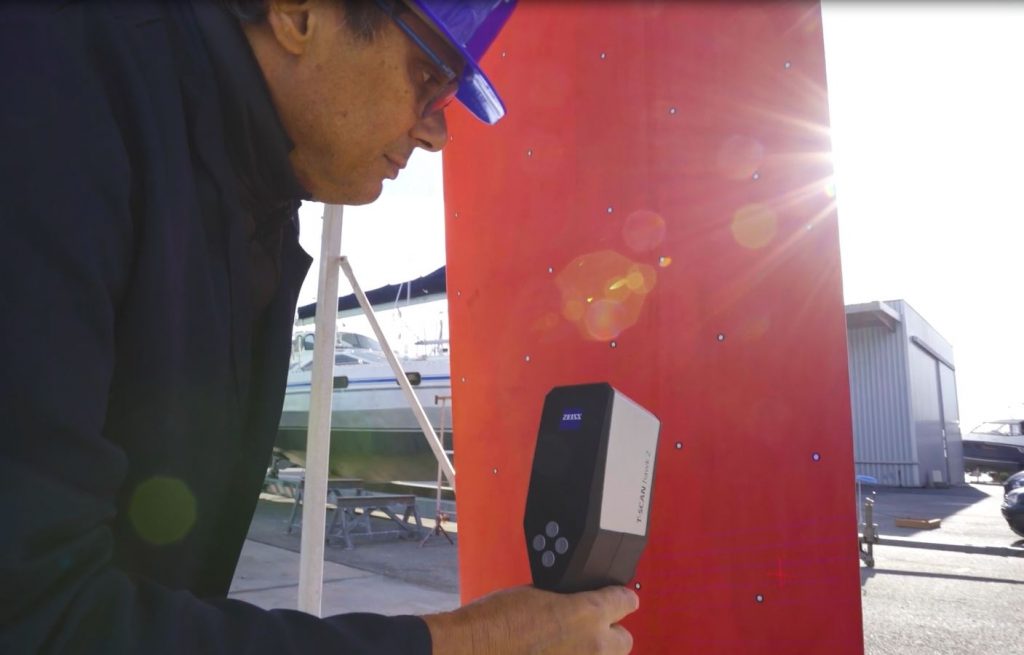 Technician uses ZEISS T-SCAN hawk 2 to scan keel of a sailing boat